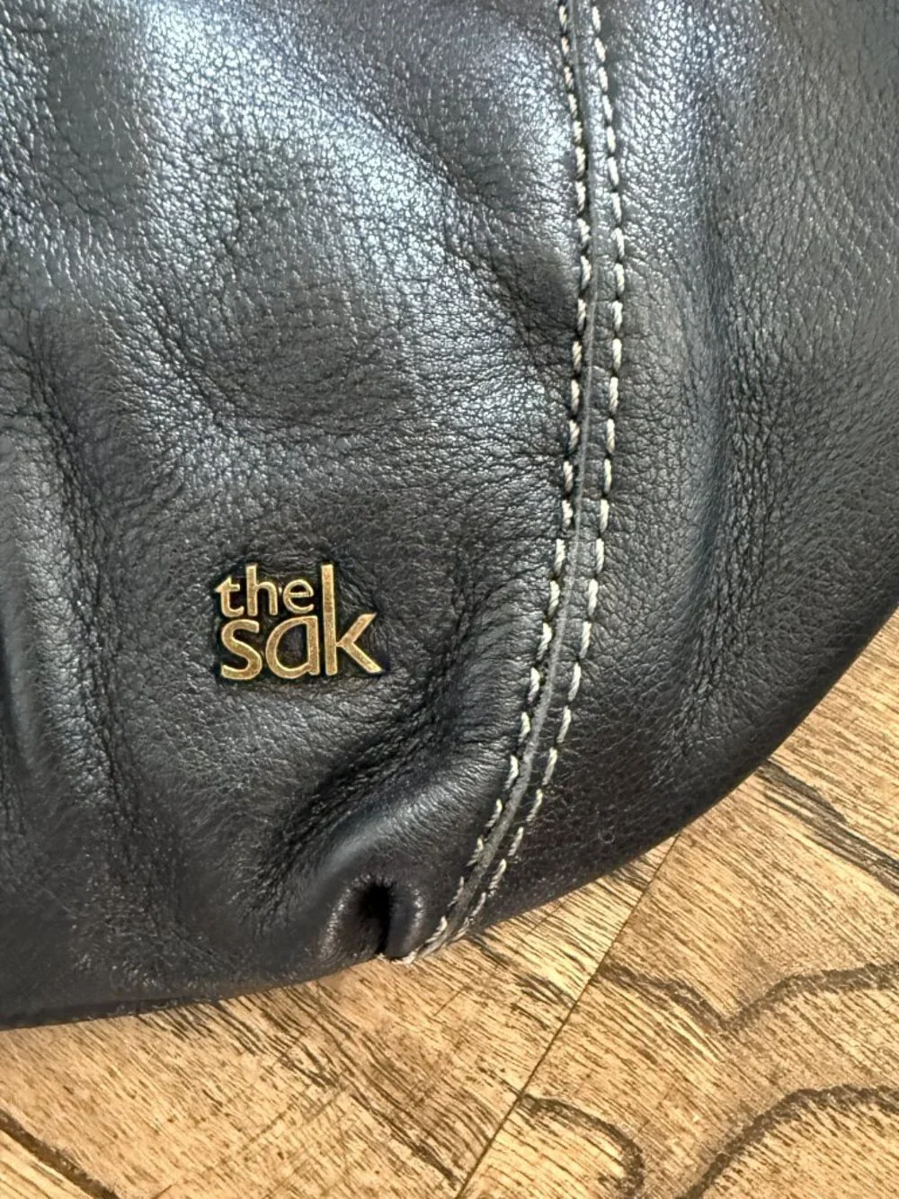 The Sak Leather Large Iris Hobo Bag Handbag Purse Shoulder Tote Black NWT $149
